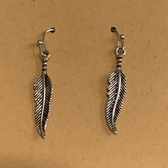 Jewelry - Silver Boho Vintage Feather Drop Earrings